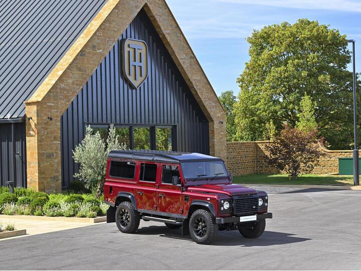 Land Rover Defender 110 2.2 TDCi Landmark Station Wagon 4WD MWB Euro 5 5dr
