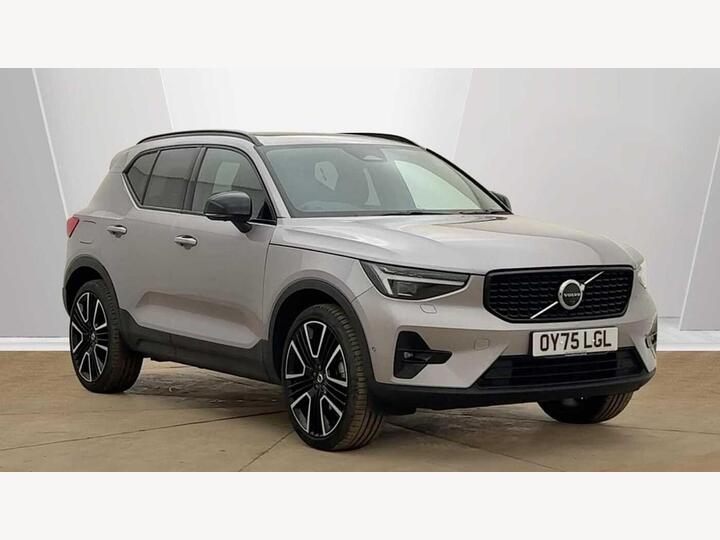Volvo XC40 2.0 B4 MHEV Ultra Dark DCT Auto Euro 6 (s/s) 5dr