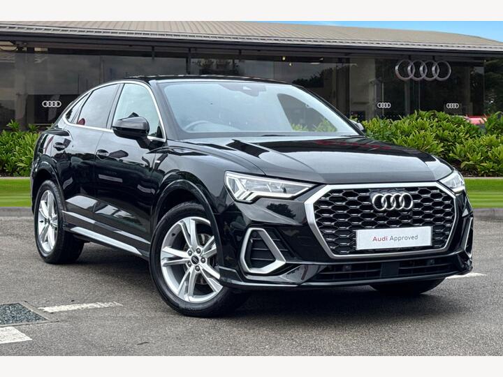Audi Q3 Sportback 1.5 TFSI CoD 35 S Line Sportback S Tronic Euro 6 (s/s) 5dr