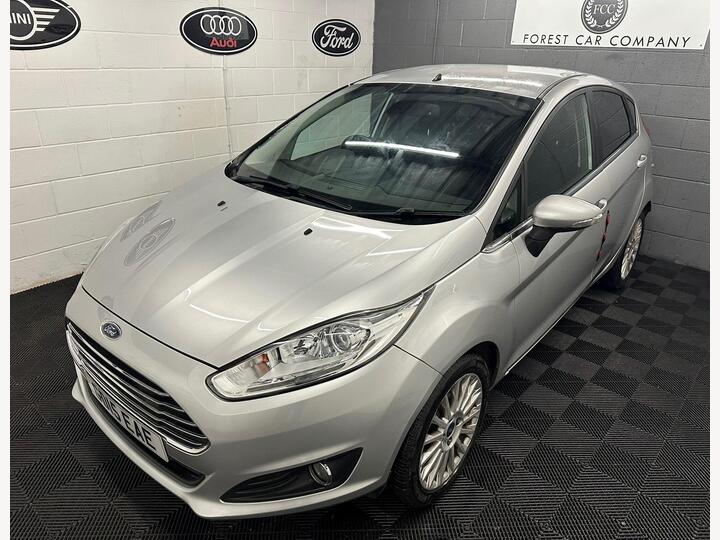 Ford Fiesta 1.0T EcoBoost Titanium Euro 6 (s/s) 5dr