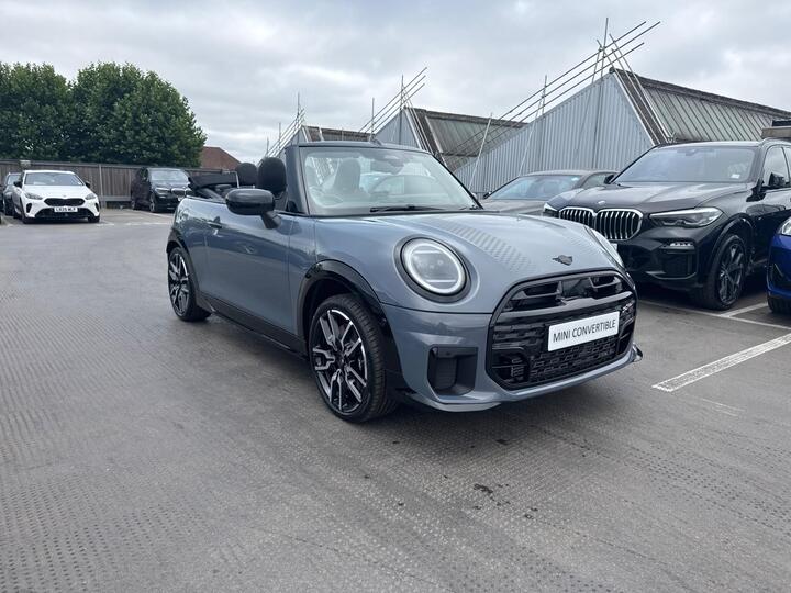 MINI Cooper Convertible 2.0C Sport Steptronic Euro 6 (s/s) 2dr