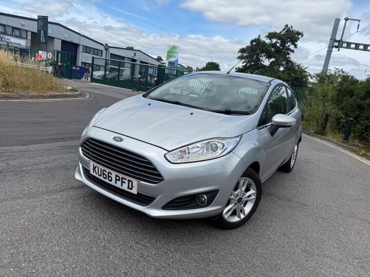 Ford FIESTA 1.0T EcoBoost Zetec Euro 6 (s/s) 3dr