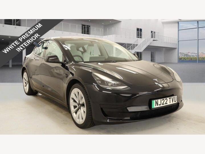 Tesla Model 3 Standard Range Plus Auto RWD 4dr