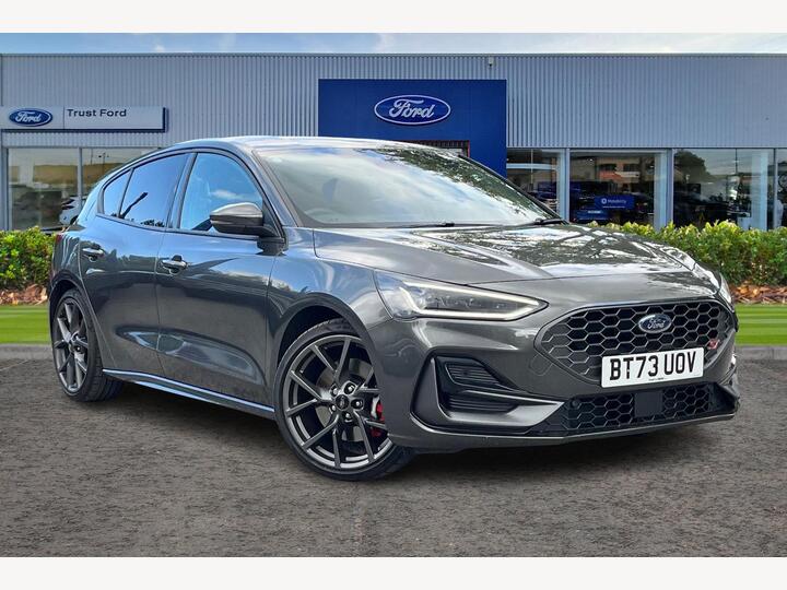 Ford FOCUS 2.3T EcoBoost ST Euro 6 (s/s) 5dr