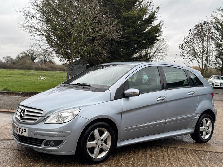 Mercedes-Benz B Class 2.0 B180 SE CVT 5dr