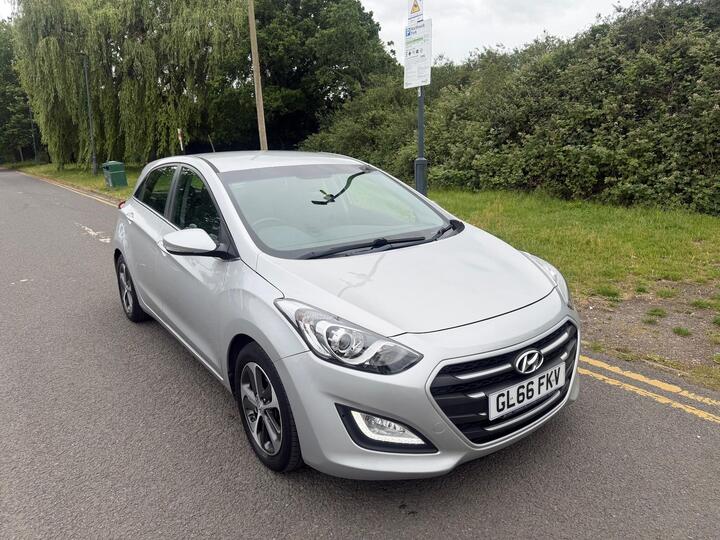 Hyundai I30 1.6 CRDi Blue Drive SE Nav DCT Euro 6 (s/s) 5dr
