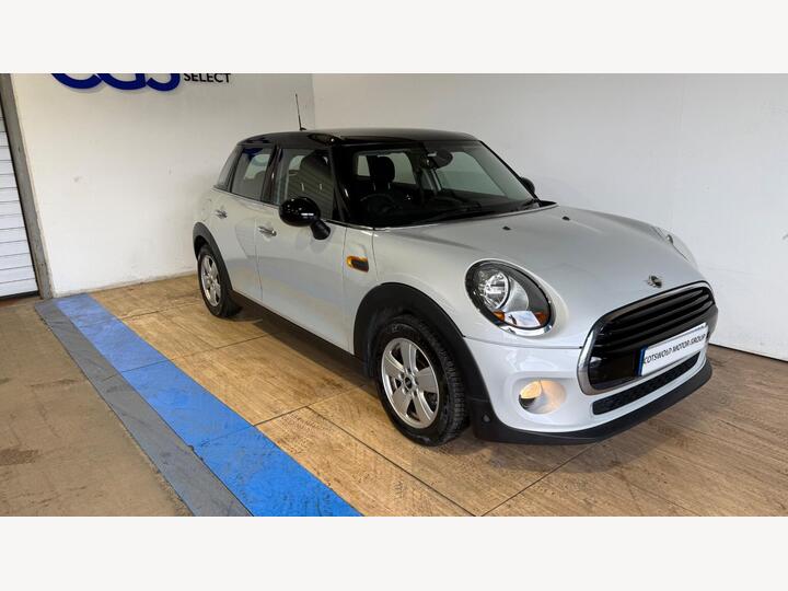 MINI Hatch 1.5 Cooper D Auto Euro 6 (s/s) 5dr