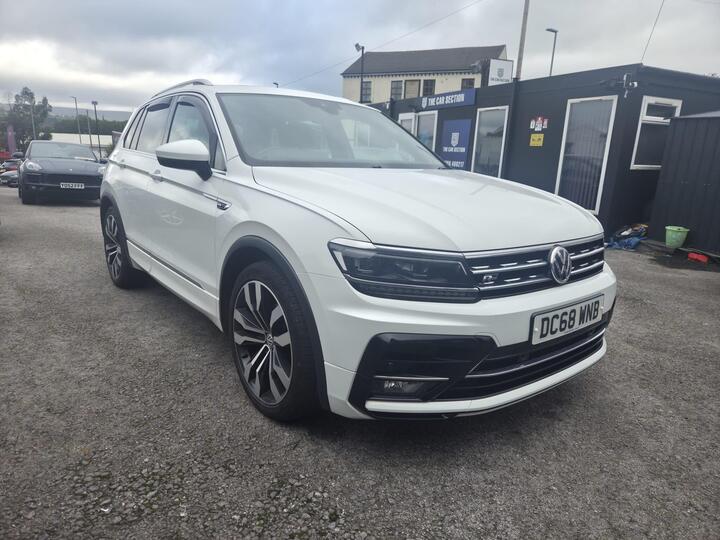 Volkswagen Tiguan 2.0 TDI R-Line DSG 4Motion Euro 6 (s/s) 5dr Volkswagen Tiguan 2.0 TDI R-Line DSG 4Motion Euro 6 (s/s) 5dr
