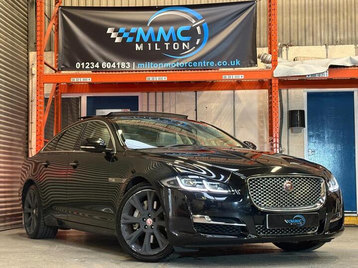 Jaguar XJ 3.0d V6 Portfolio Auto Euro 6 (s/s) 4dr