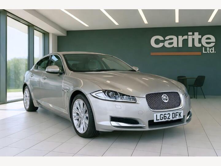 Jaguar XF 2.2d Premium Luxury Auto Euro 5 (s/s) 4dr
