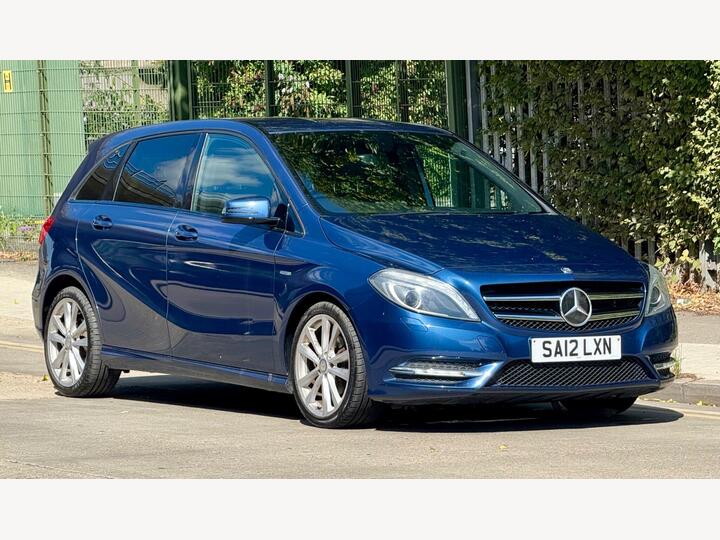 Mercedes-Benz B Class 1.6 B180 BlueEfficiency Sport Euro 5 (s/s) 5dr