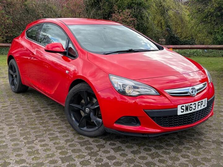 Vauxhall Astra GTC 1.4T Sport Euro 5 (s/s) 3dr Vauxhall Astra GTC 1.4T Sport Euro 5 (s/s) 3dr