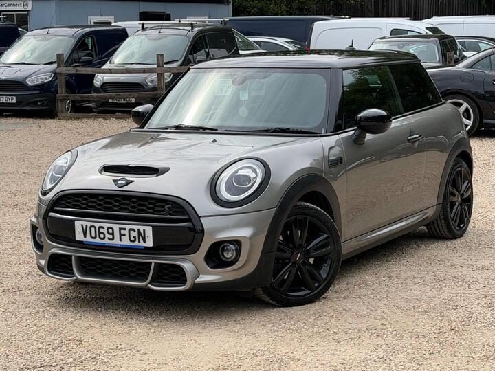 MINI Hatch 2.0 Cooper S Sport Steptronic Euro 6 (s/s) 3dr