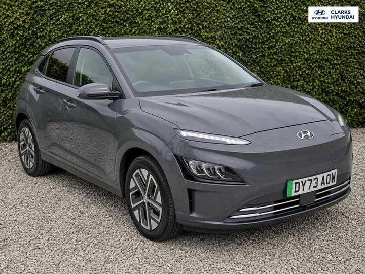 Hyundai KONA 64kWh Premium Auto 5dr (10.5kW Charger)