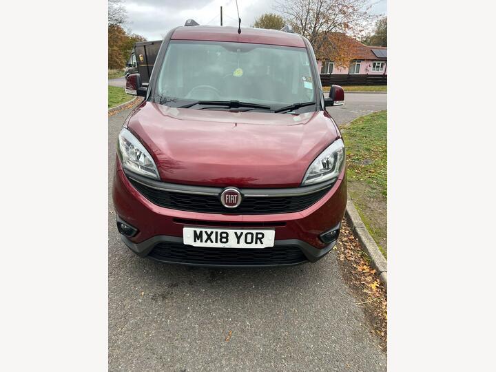 Fiat Doblo 1.6 MultiJet Lounge Euro 6 5dr