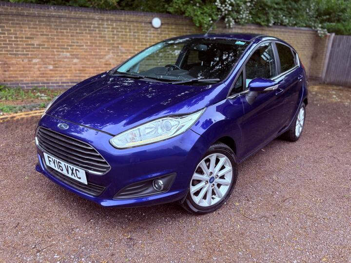 Ford Fiesta 1.0T EcoBoost Titanium Euro 6 (s/s) 5dr