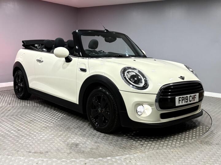 MINI Convertible 1.5 Cooper Classic Euro 6 (s/s) 2dr