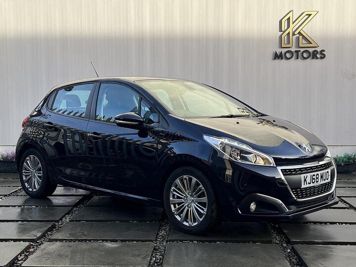 Peugeot 208 1.2 PureTech Signature Euro 6 (s/s) 5dr
