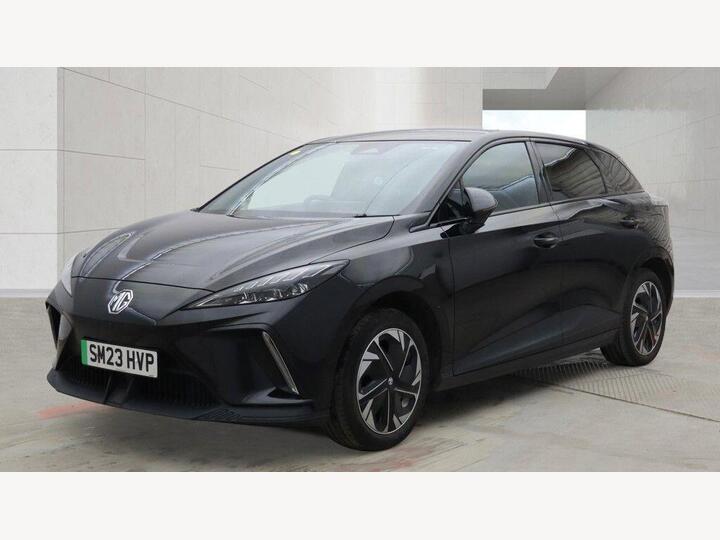MG MG4 64kWh Trophy Long Range Auto 5dr
