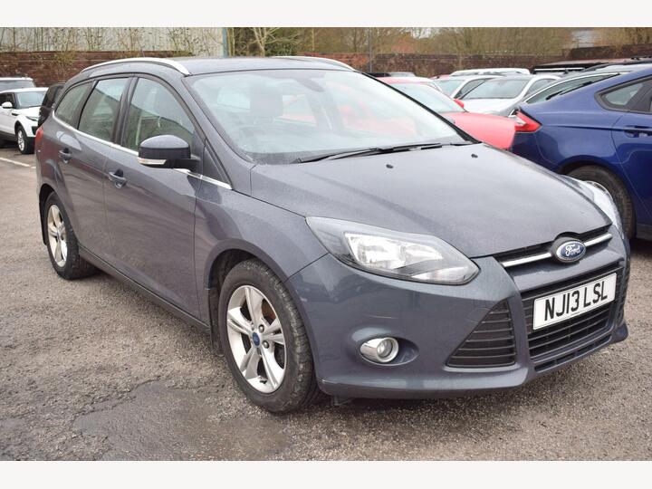 Ford Focus 1.0T EcoBoost Zetec Euro 5 (s/s) 5dr