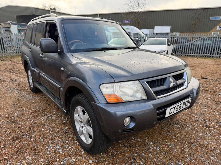 Mitsubishi Shogun 3.2 DI-D Elegance 5dr