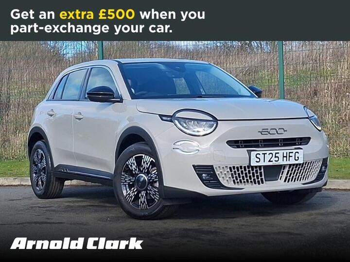 Fiat 600 1.2 MHEV E-DCT Euro 6 (s/s) 5dr