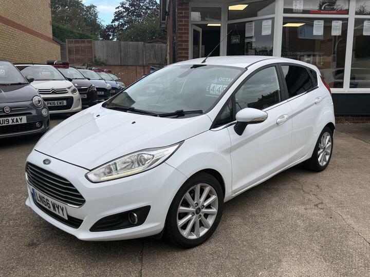 Ford FIESTA 1.0T EcoBoost Titanium Euro 6 (s/s) 5dr