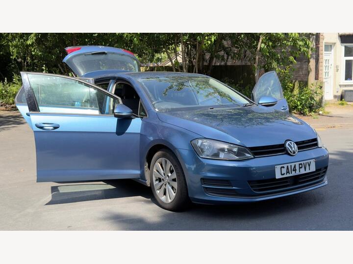 Volkswagen Golf 1.6 TDI BlueMotion Tech SE Euro 5 (s/s) 5dr