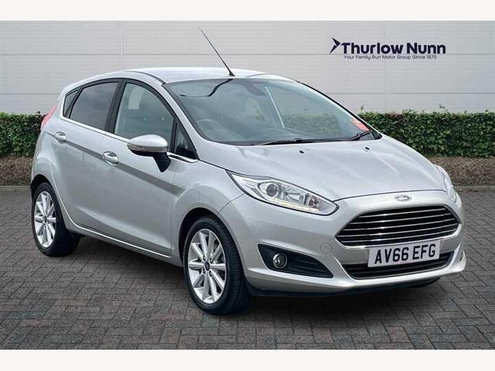 Ford Fiesta 1.0T EcoBoost Titanium Euro 6 (s/s) 5dr