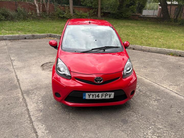 Toyota AYGO 1.0 VVT-i Move Euro 5 5dr
