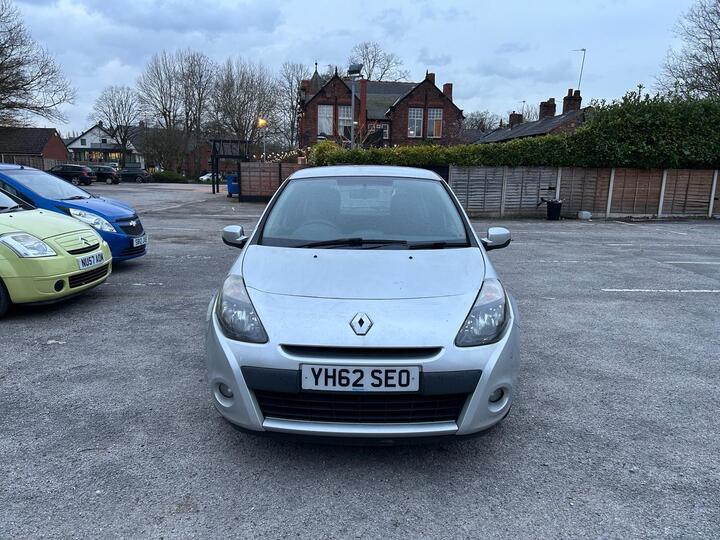 Renault Clio 1.2 Expression + Euro 5 3dr Renault Clio 1.2 Expression + Euro 5 3dr