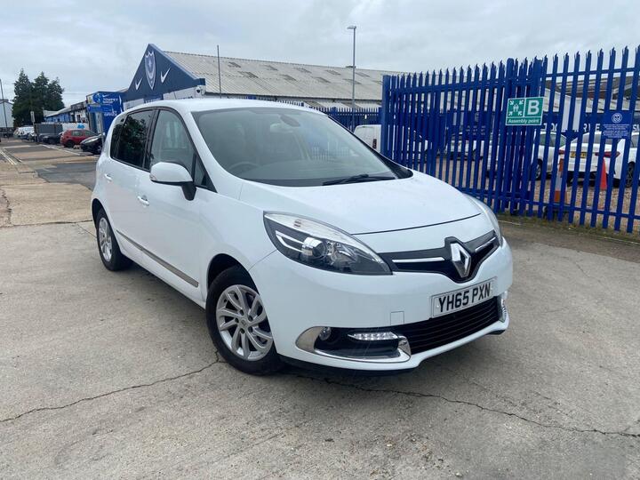 Renault Scenic 1.5 DCi Dynamique Nav Euro 6 (s/s) 5dr Renault Scenic 1.5 DCi Dynamique Nav Euro 6 (s/s) 5dr