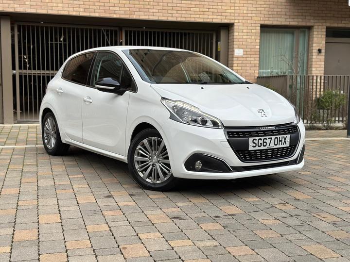 Peugeot 208 1.2 PureTech Allure Euro 6 5dr