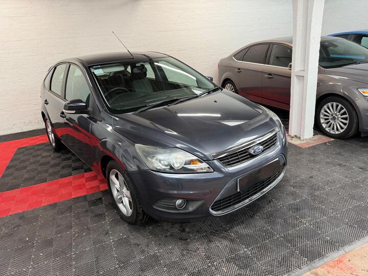 Ford Focus 1.6 Zetec 5dr