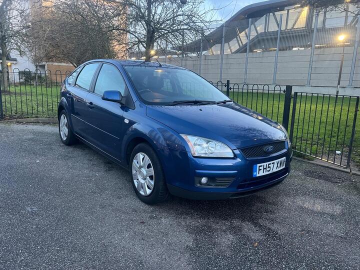 Ford Focus 1.6 Style 5dr