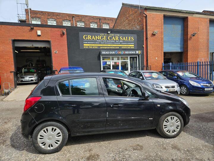 Vauxhall Corsa 1.4i 16v Club 5dr