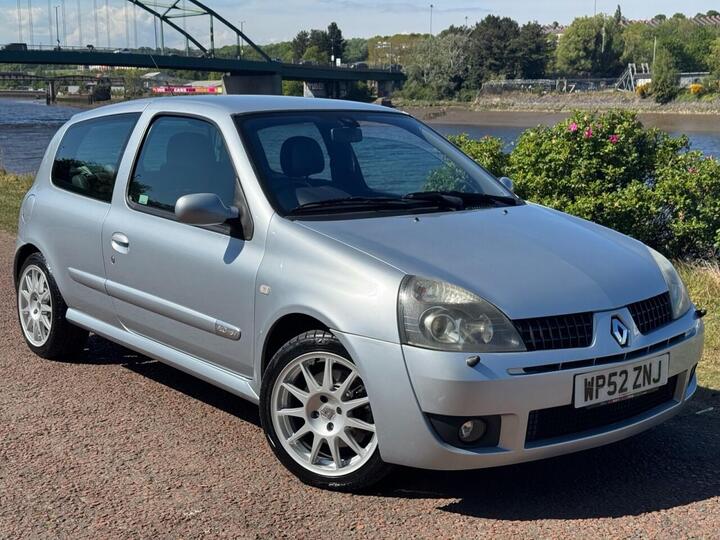 Renault CLIO 2.0 16v Renaultsport 3dr
