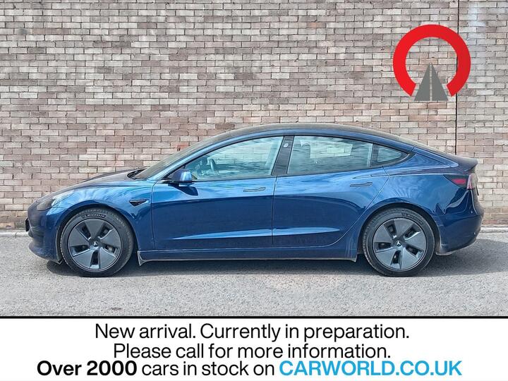 Tesla Model 3 Standard Range Plus Auto RWD 4dr