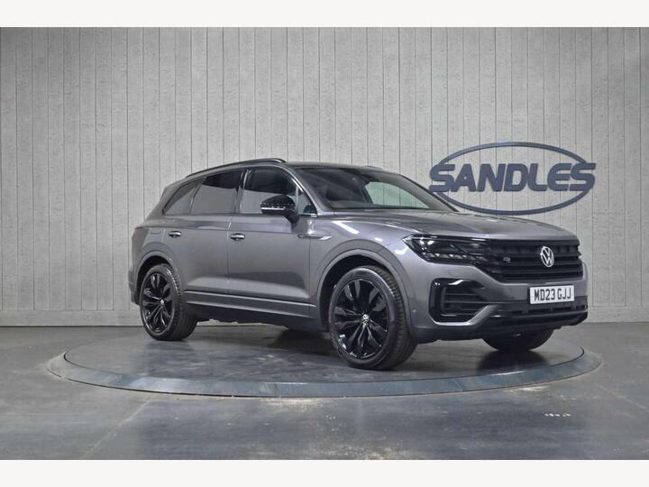Volkswagen Touareg 3.0 TDI V6 Black Edition Tiptronic 4Motion Euro 6 (s/s) 5dr