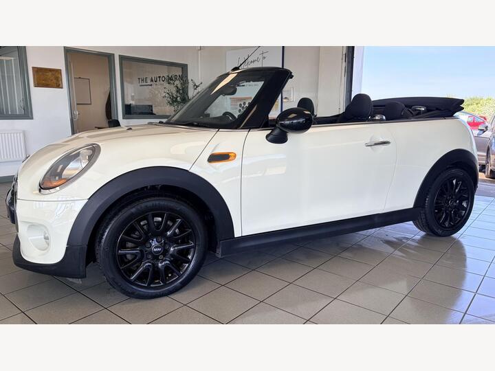 MINI Convertible 1.5 Cooper Euro 6 (s/s) 2dr