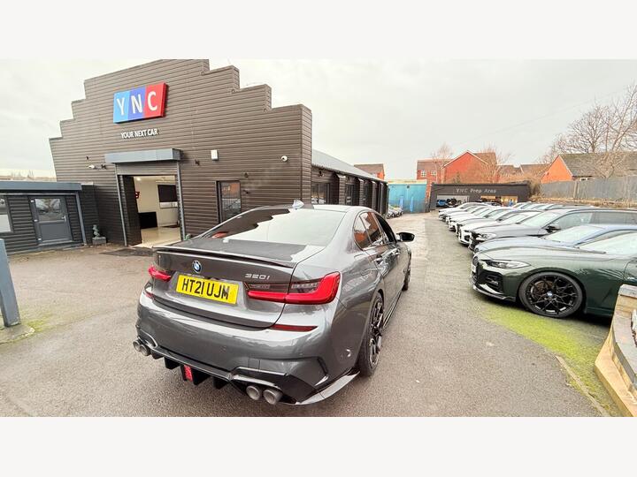 BMW 3 Series 2.0 320i M Sport Auto Euro 6 (s/s) 4dr