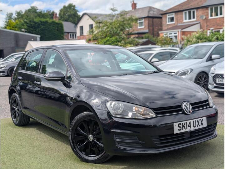 Volkswagen Golf 1.6 TDI BlueMotion Tech SE Euro 5 (s/s) 5dr Volkswagen Golf 1.6 TDI BlueMotion Tech SE Euro 5 (s/s) 5dr