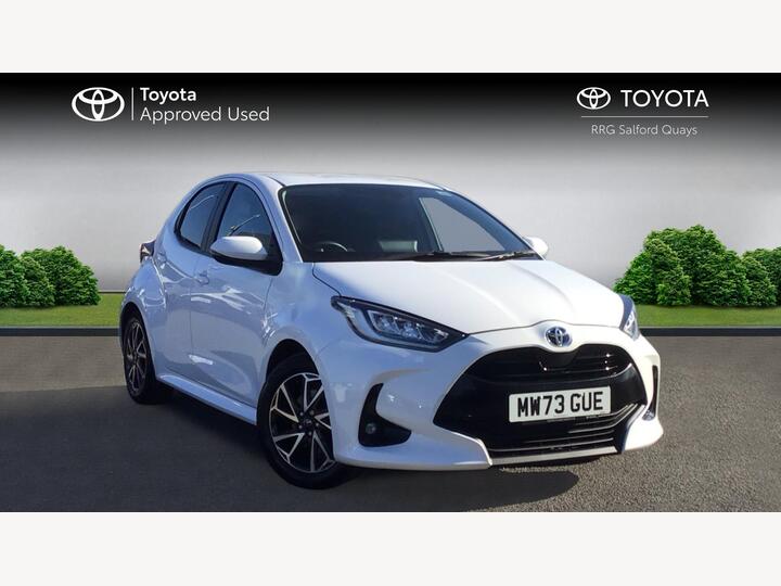 Toyota Yaris 1.5 VVT-h Design E-CVT Euro 6 (s/s) 5dr