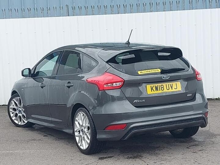 Ford Focus 1.0T EcoBoost ST-Line Euro 6 (s/s) 5dr