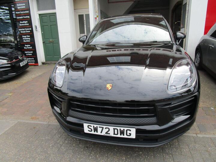 Porsche Macan 2.0T PDK 4WD Euro 6 (s/s) 5dr Porsche Macan 2.0T PDK 4WD Euro 6 (s/s) 5dr