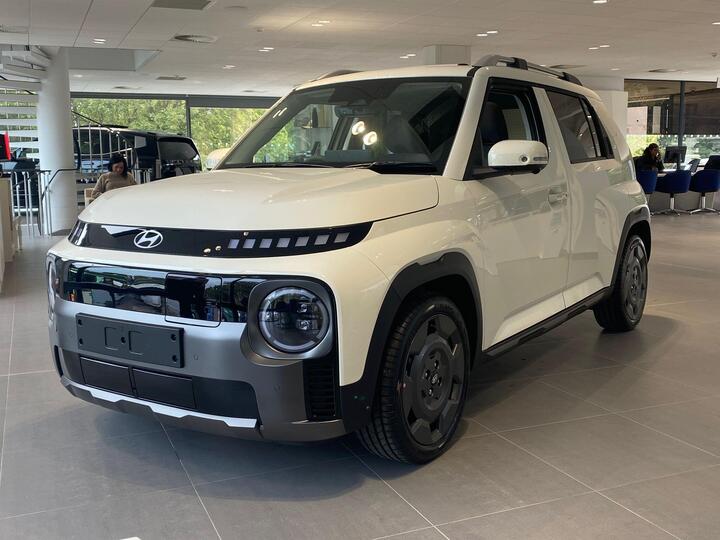 Hyundai INSTER Long Range 49kWh Cross Auto 5dr