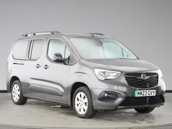 Vauxhall Combo Life Electric 50kWh Design XL MPV Auto 5dr (7.4kW Charger)