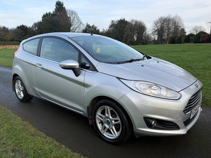 Ford Fiesta 1.0T EcoBoost Zetec Euro 5 (s/s) 3dr