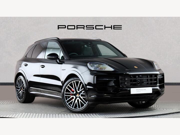 Porsche CAYENNE 3.0 V6 E-Hybrid 25.9kWh S Black Edition TiptronicS 4WD Euro 6 (s/s) 5dr