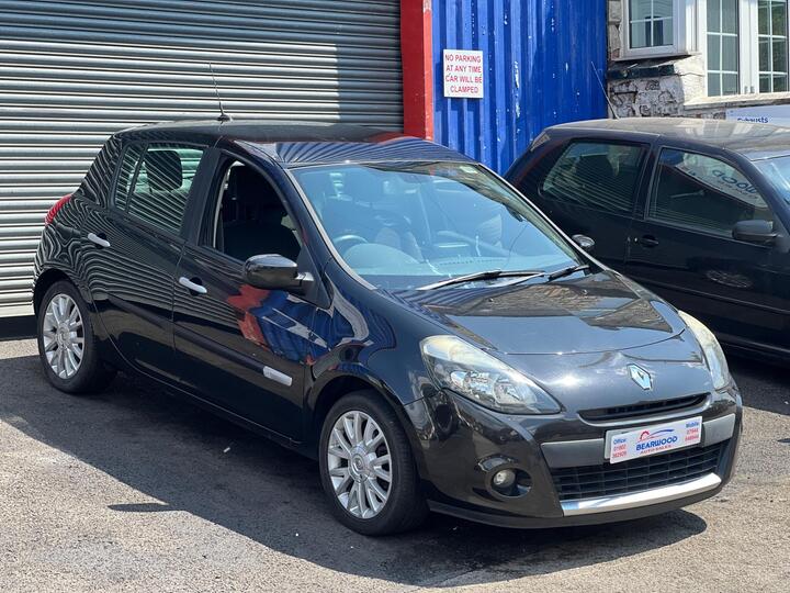 Renault Clio 1.2 TCe Dynamique TomTom Euro 5 5dr